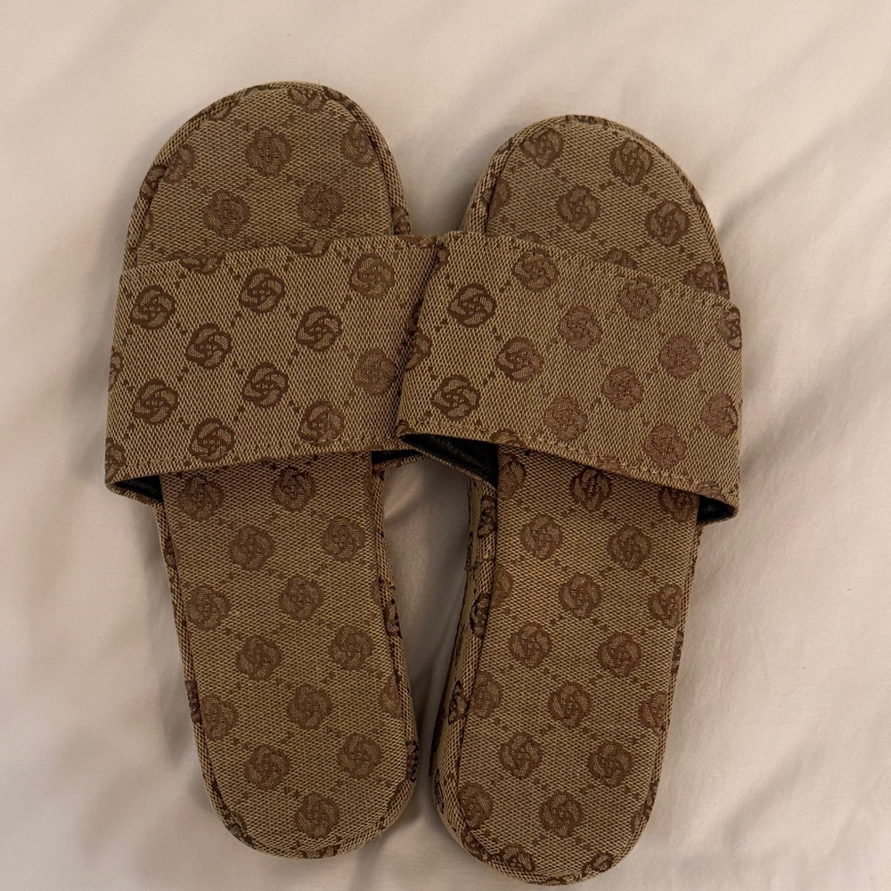 Brown Monogram platform Slides